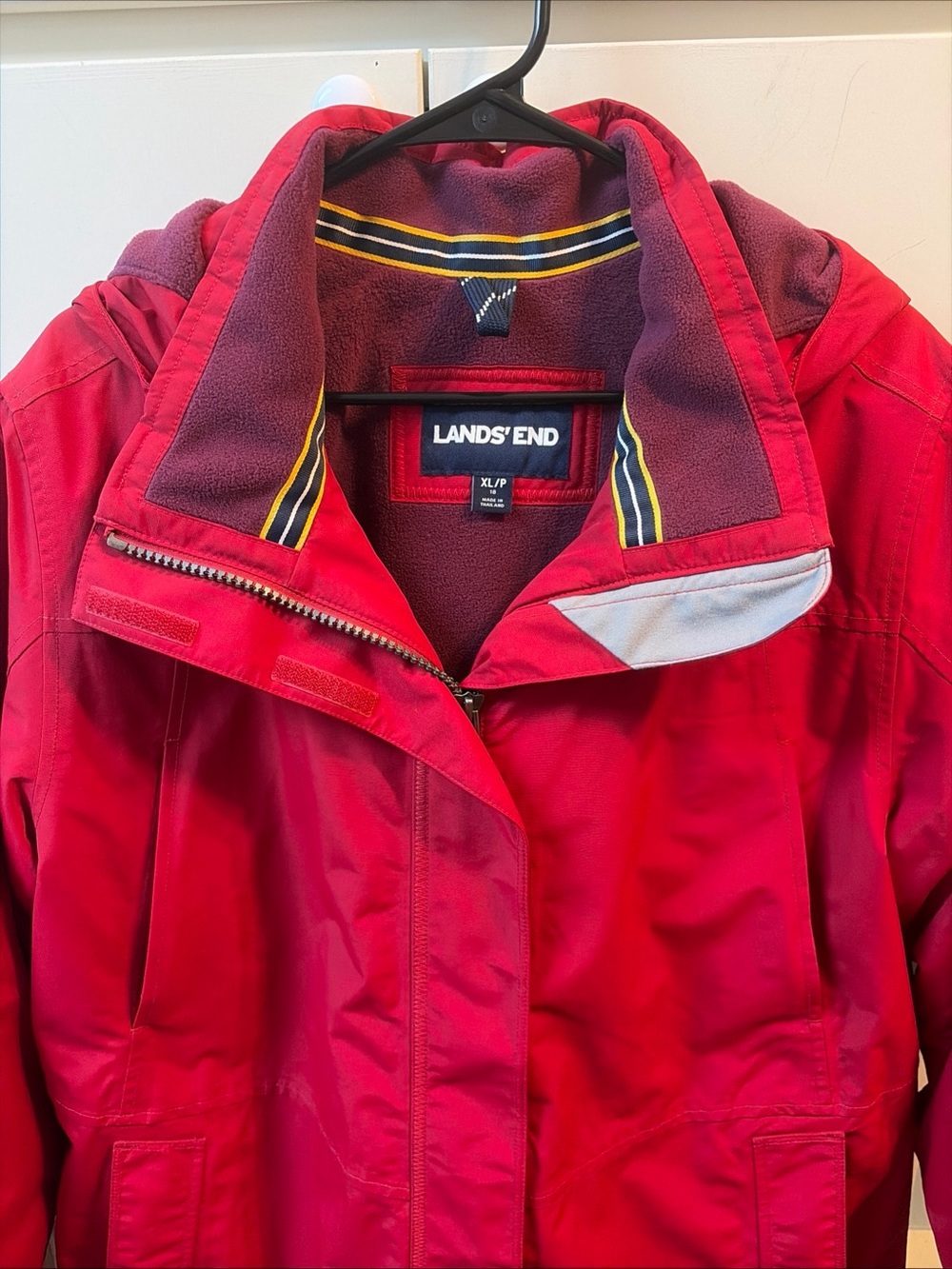 Lands' End Squall Winter weight Red Waterproof Jacket with removable Hood - Picture 7 of 9